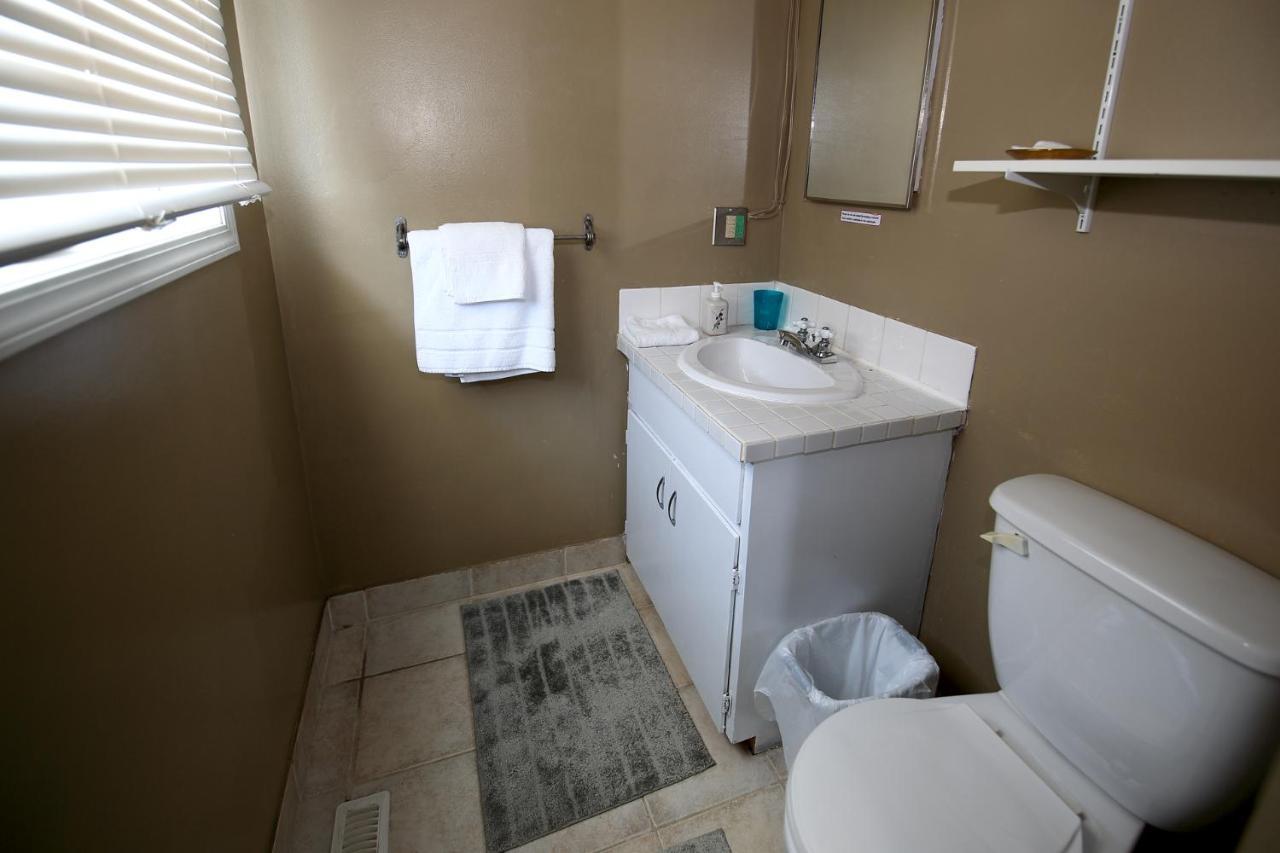 Jenny Guest House Yellowknife Dış mekan fotoğraf