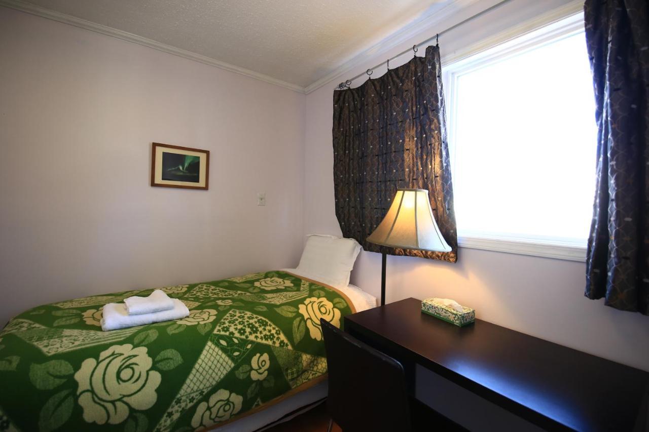 Jenny Guest House Yellowknife Dış mekan fotoğraf
